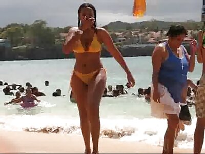 Jucându-se cu poze sexy cu femei vibratoare
